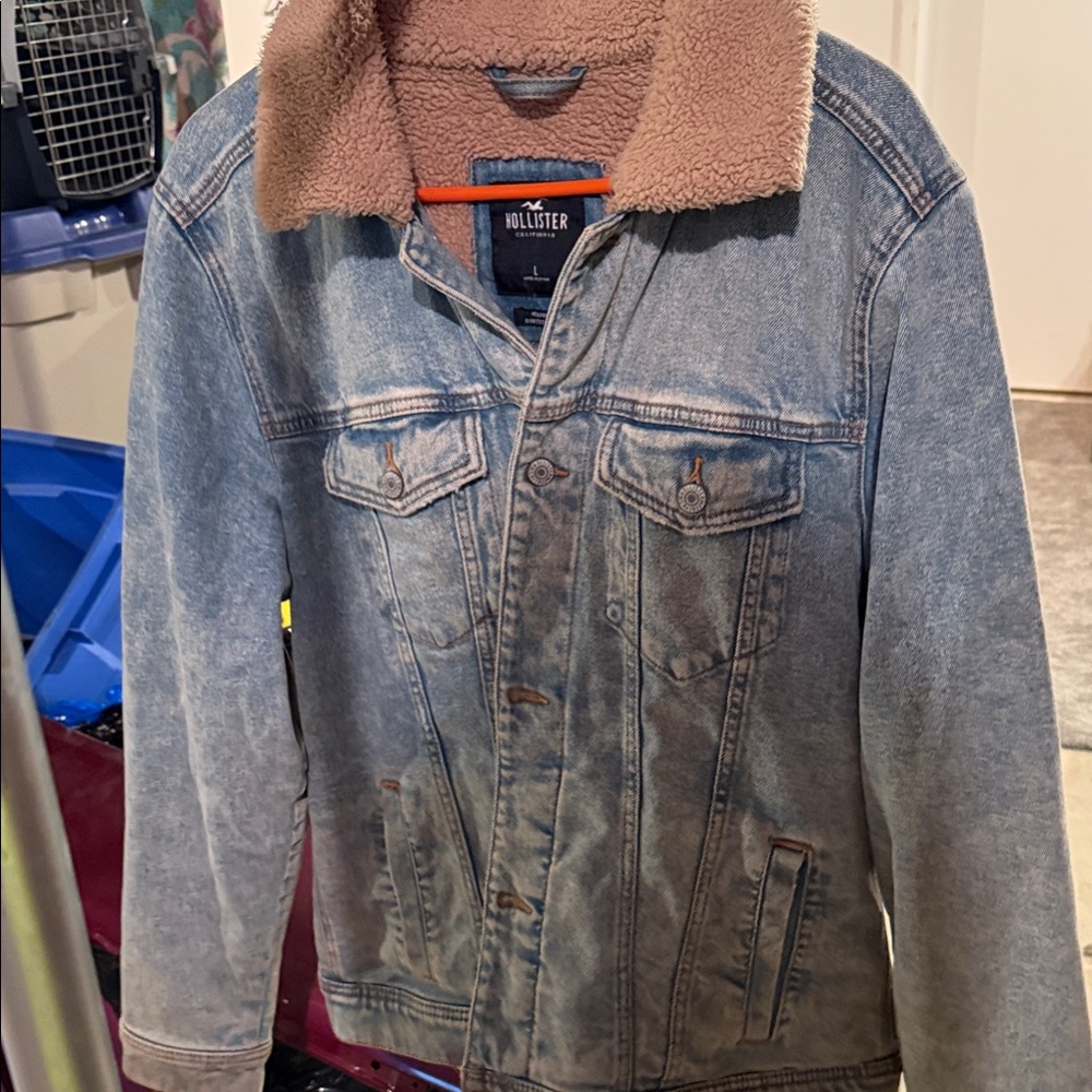 Hollister Light Blue Denim Jacket with Tan Sherpa Collar